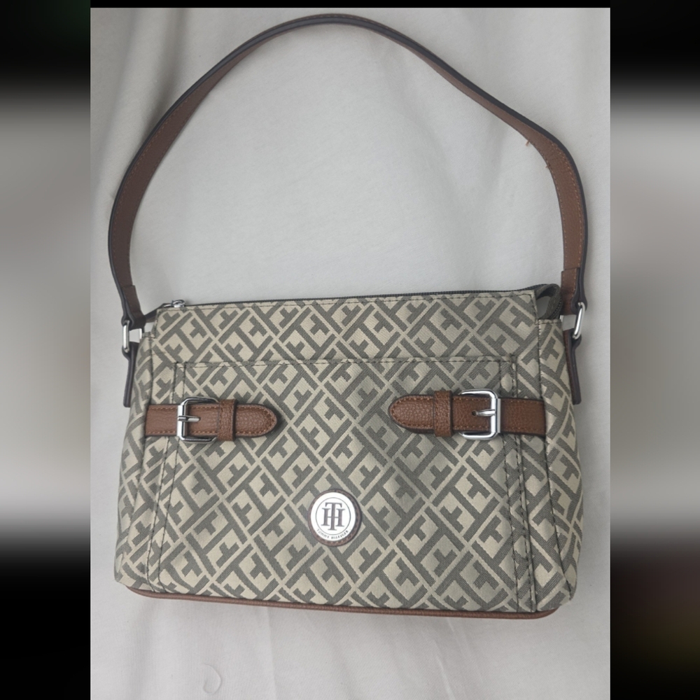 TOMMY HILFIGURE PURSE